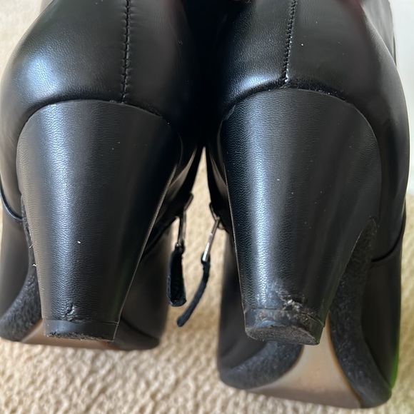 Sam Edelman Meridth Bootie - Picture 5 of 6